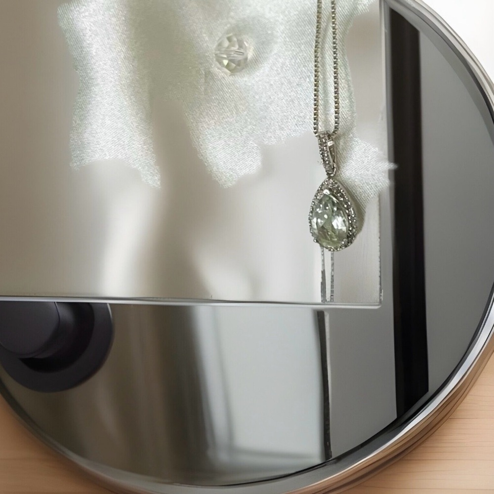 Green Amethyst & Diamond pendant